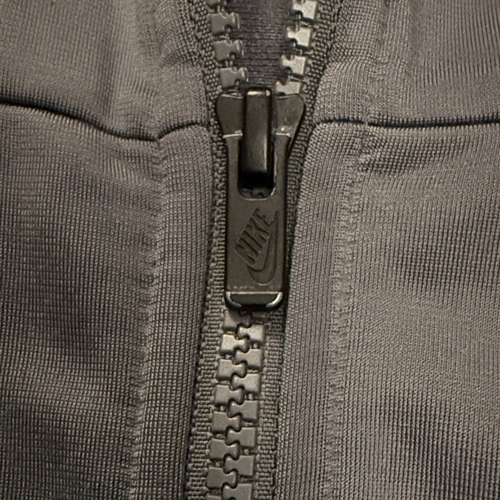 Nike Kids Charcoal gray Full-Zip Jacket